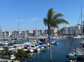MDR 2 bd 2ba Oasis poolview,spa,gym